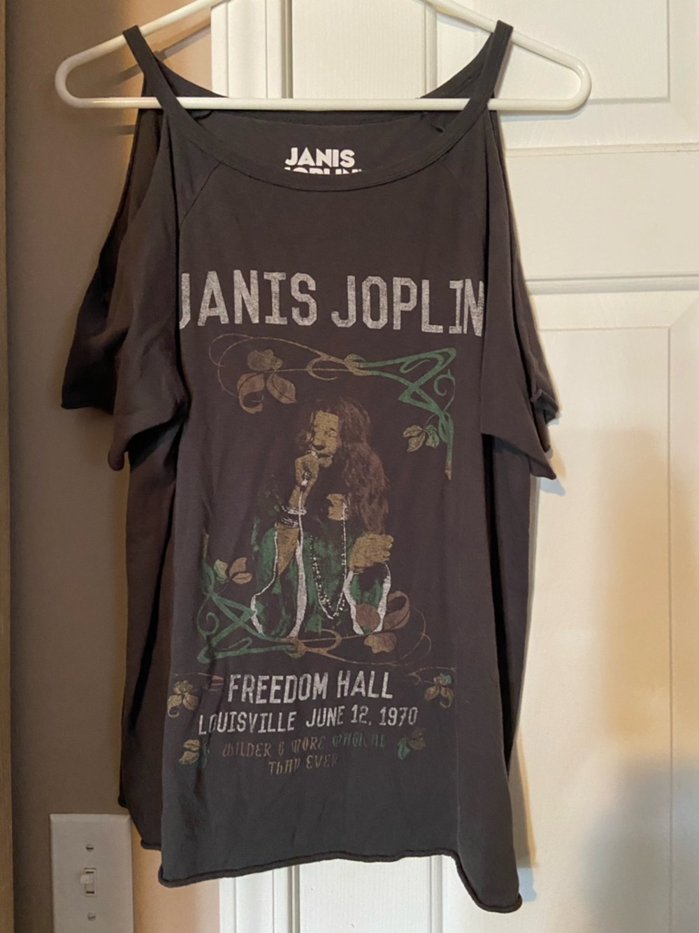 torrid Janis Joplin Graphic Cold-Shoulder Tee - Black with Green Accents